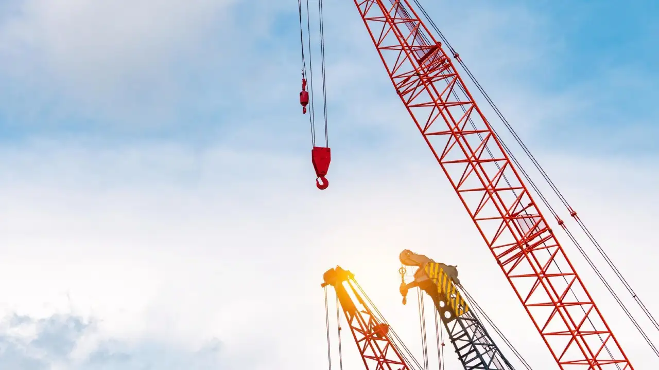 Is Your Crane Suffering from ‘Metal Fatigue’ or Just Rust? The Science of Micro-Cracks